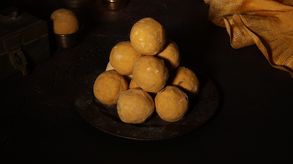 Besan Laddu